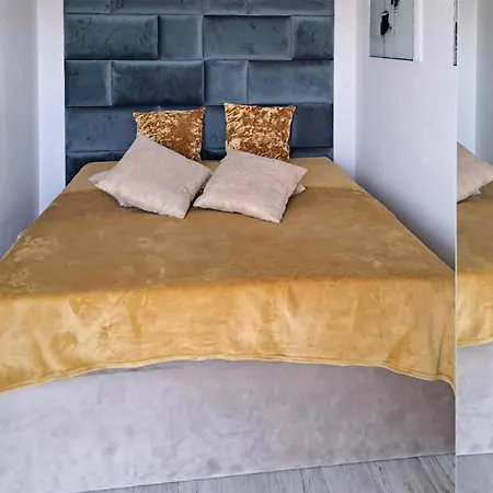 Awesome Apartment In Dziwnow With House Sea View Apartmán Dziwnów